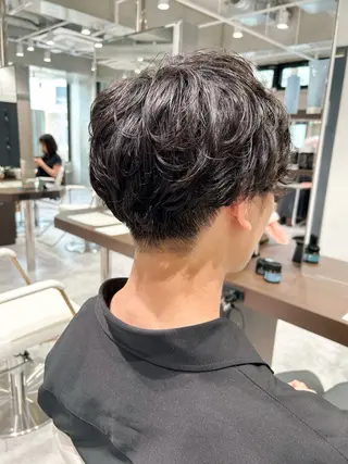 ショート パーマ 🫧透明感イルミナ カラー🫧三浦菜々子のヘアスタイル