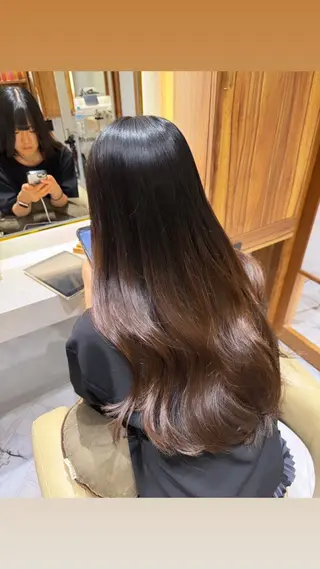 ロング 🫧透明感カラー🫧 ロン毛美容師のヘアスタイル