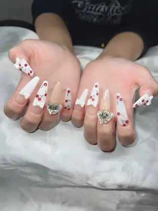 ネイル Lee Nailsのネイルデザイン