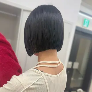 ショート Misaki /ボブ/縮毛矯正のヘアスタイル
