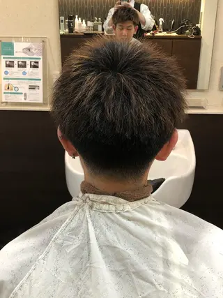 ミディアム 刈り上げの あおきさんのヘアスタイル