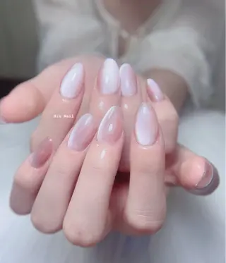 ネイル Hin Nailsのネイルデザイン