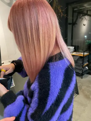 カラー natsune /レイヤーカットのヘアスタイル