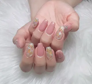 ネイル &ME ネイルサロンのネイルデザイン
