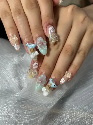 ネイル Luna Gladeのネイルデザイン