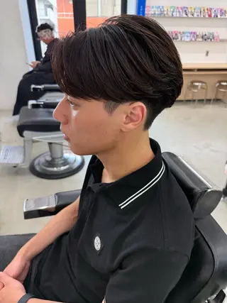 ショート パーマ メンズ 亀井隆汰/メンズ専門 パーマ特化美容師のヘアスタイル