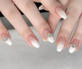 ネイル Maggie Nail🦩のネイルデザイン