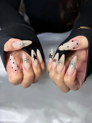 ネイル nailroom‪ sb‪‪𓈒𓂂𓏸のネイルデザイン