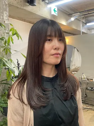 ロング アライ レンカのヘアスタイル