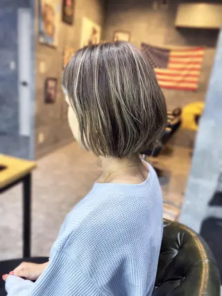 ショート カラー 加藤 琢也のヘアスタイル