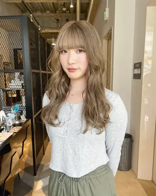 ロング カラー かわい りほのヘアスタイル