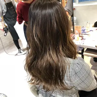 ロング カラー 金子 富士のヘアスタイル