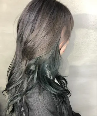 ロング カラー くまがい みゆ【edge.】のヘアスタイル