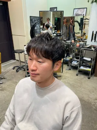ショート 草間 翔登のヘアスタイル