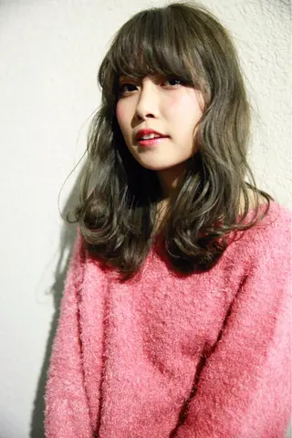 セミロング カラー ヘアアレンジ タナカ タクヤのヘアスタイル