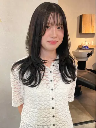 セミロング カラー ERINA/レイヤー /梅田のヘアスタイル