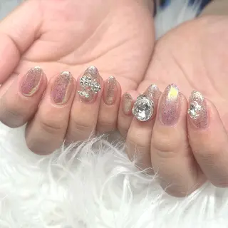 ネイル LIB VALLA Yuri🍭🖤のネイルデザイン