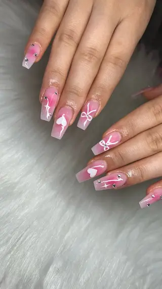 ネイル 𝐧𝐚𝐢𝐥 𝐌𝐢𝐖𝐢𝐢のネイルデザイン