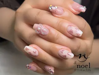 ネイル もも 🍑のネイルデザイン