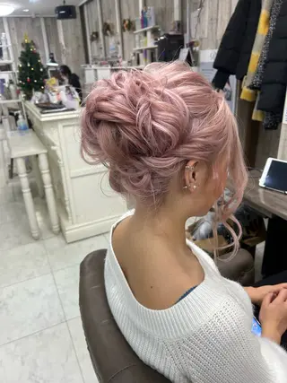 ミディアム ハイトーン Arphyのヘアスタイル