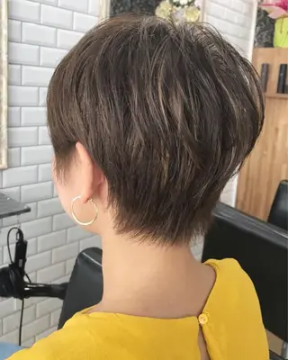 ショート カラー 橋本 敬介のヘアスタイル