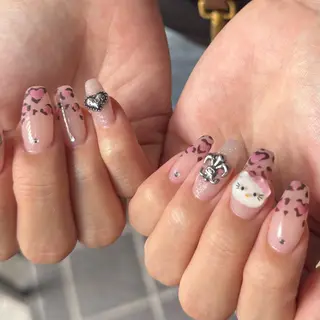 セミロング 小川 柚香のネイルデザイン
