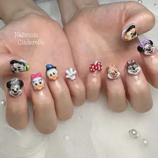 ネイル Nailroom. Cinderellaのネイルデザイン