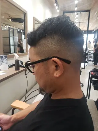 ショート 木田 剛史のヘアスタイル