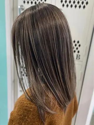 ミディアム 原 千景のヘアスタイル