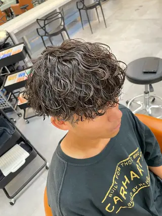 パーマ メンズ 大阪美容師 井上智博のヘアスタイル