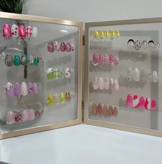 ネイル 鈴木 亜和音のネイルデザイン