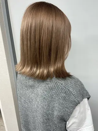 セミロング カラー レイヤーカット 韓国ヘアayameのヘアスタイル