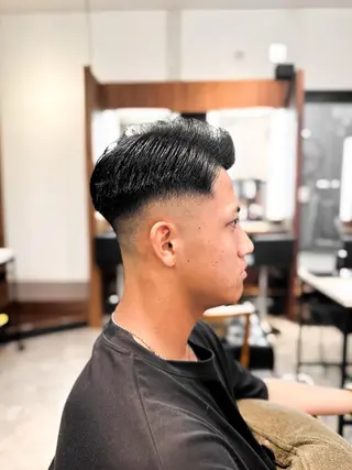 ショート カラー パーマ ヘアアレンジ メンズ キッズ ブリーチカラー🔥 パーマ【佐々木凌平】のヘアスタイル