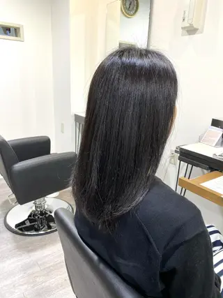 セミロング 先着1名様限定 カット無料のヘアスタイル