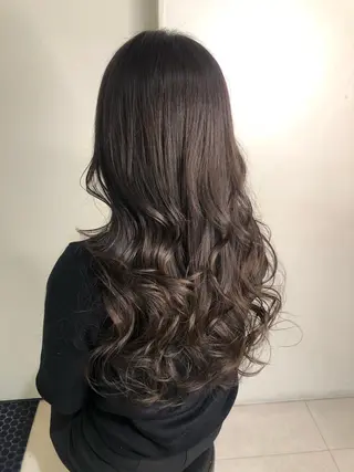 ロング カラー ヘアアレンジ マツエク・マツパ 透明感カラー🫧ヘア セット🫧松本菜月の眉毛・アイブロウイメージ