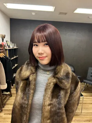 ショート カラー レイヤー/インナー カラー🦋ルイのヘアスタイル
