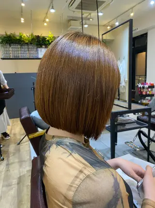 ショート 大島桃花 / 表参道 透明感カラーのヘアスタイル