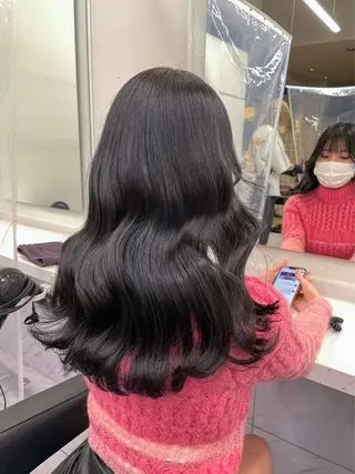 カラー Over hair_ misakiのヘアスタイル