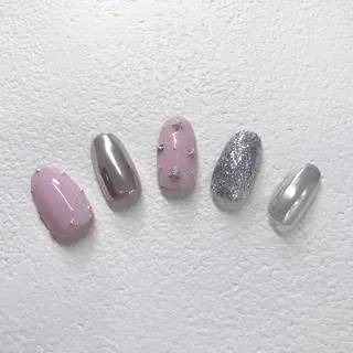 ネイル 西岡 杏のネイルデザイン