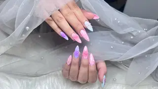 ネイル ENsalon akiのネイルデザイン