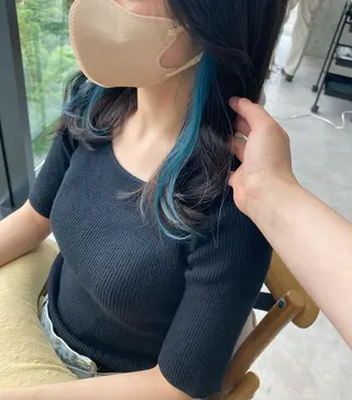 ミディアム ✨色持ちの良い艶 カラー✨蟹江真世のヘアスタイル