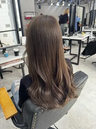ロング カラー 赤み無し柔らかカラー 【梅田】madokaのヘアスタイル
