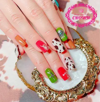 ネイル CROWN プライベートサロンのネイルデザイン