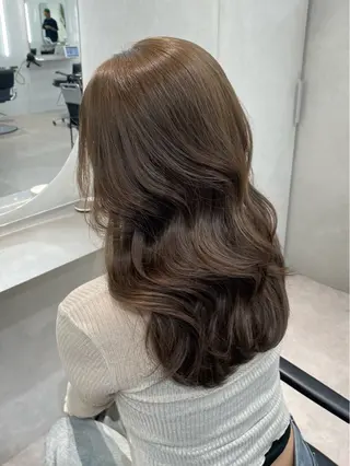 ロング カラー 表参道/透明感 グレージュ/ブラウンのヘアスタイル