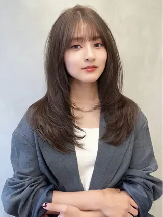 ロング 【ナチュラル可愛いレ イヤー🩶】ななみのヘアスタイル