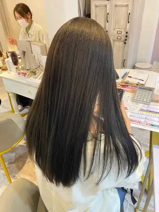 ロング かまだ しおりのヘアスタイル