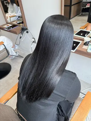 ロング ルナ🫐縮毛矯正 🫐髪質改善のヘアスタイル