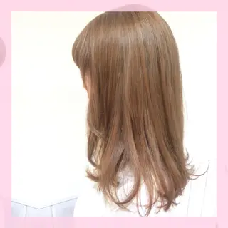 セミロング カラー 🍒前川 🍒のヘアスタイル