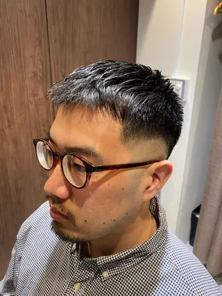 ショート 小野 大輔のヘアスタイル
