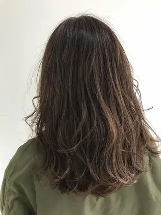 ミディアム カラー Rayt hair レイトヘアーのヘアスタイル